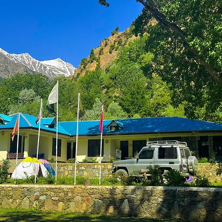 Chitral Inn Resort Zewnętrze zdjęcie